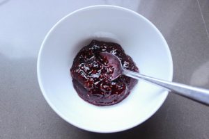 Cream Cheese Icing - raspberry preserves
