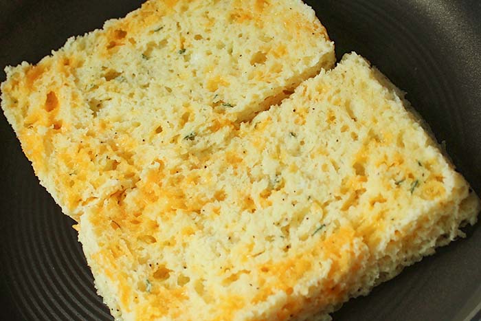 Low Carb 90-Second Garlic Sage Cheesy Bread - Toast sides